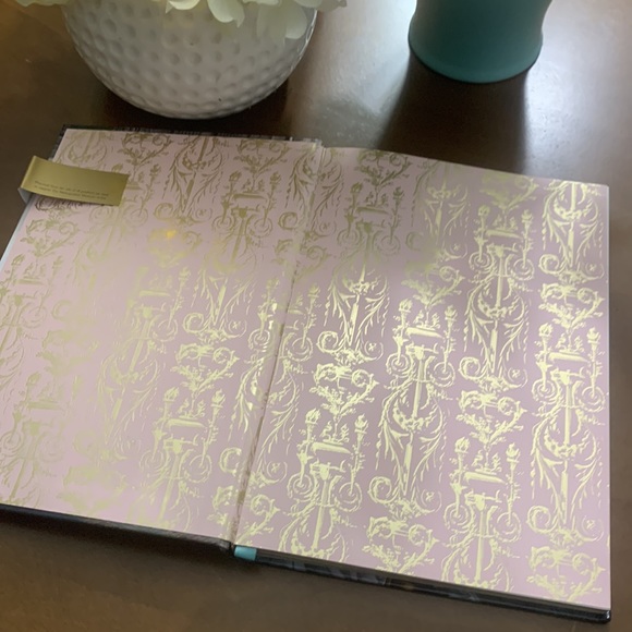 Charles James: Beyond Fashion Ball Gowns Journal - Picture 3 of 8